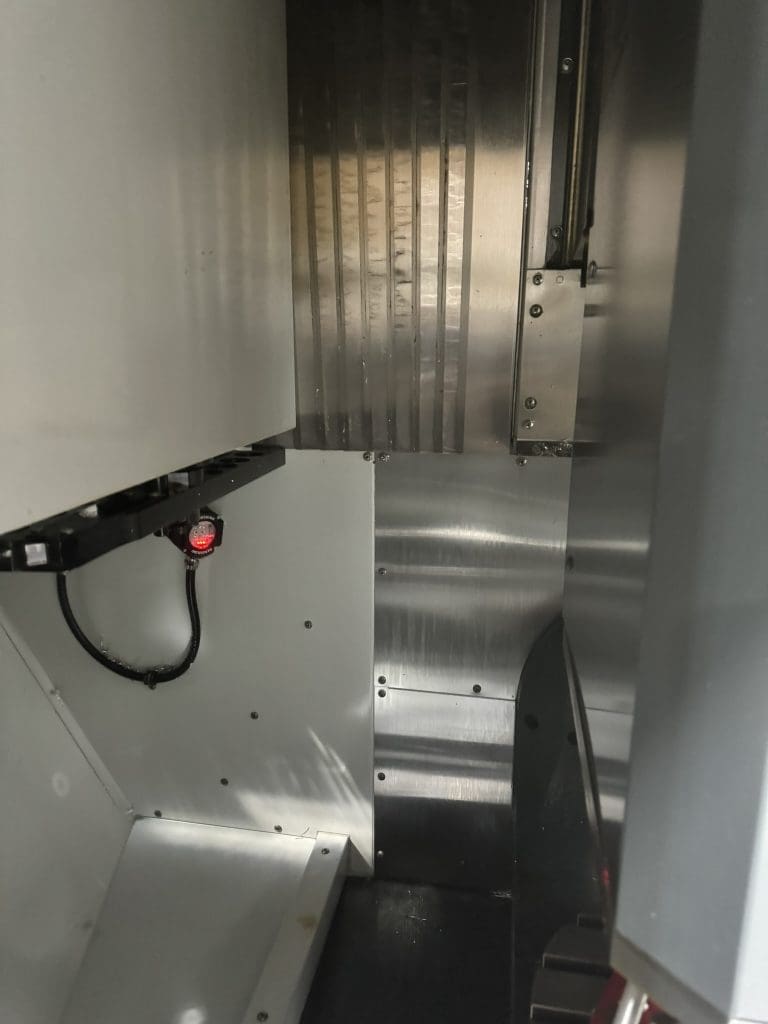 Used Haas UMC-500SS CNC Vertical Machining Center For Sale