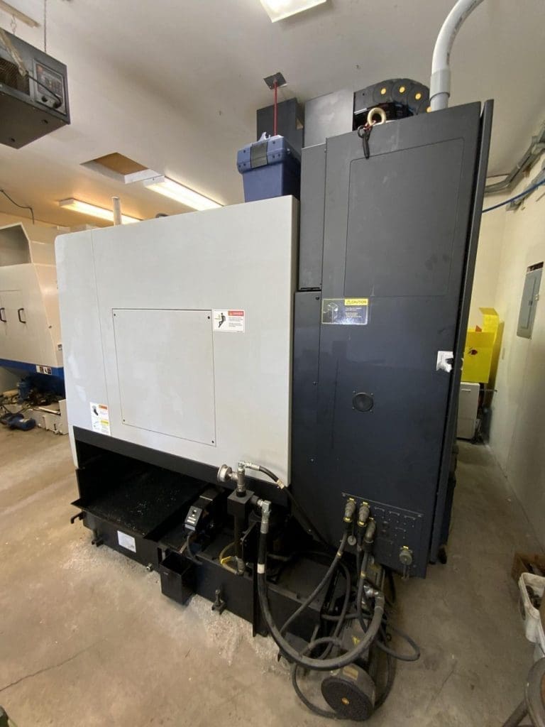 Used Doosan DNM 5700 CNC Vertical Machining Center For Sale