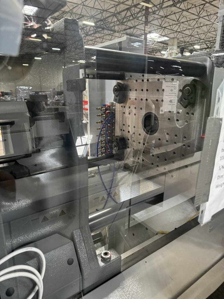 Used Arburg 470A 1000-70 Injection Molding Machine For Sale