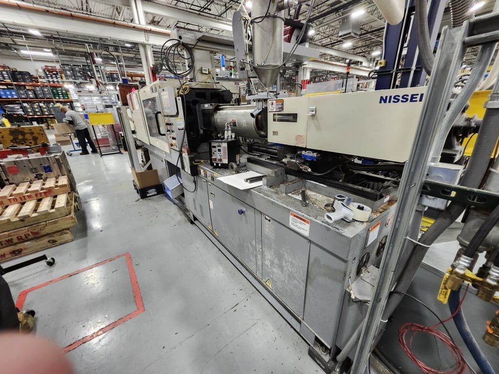 Used Nissei FNX110-18A Injection Molding Machine for Sale