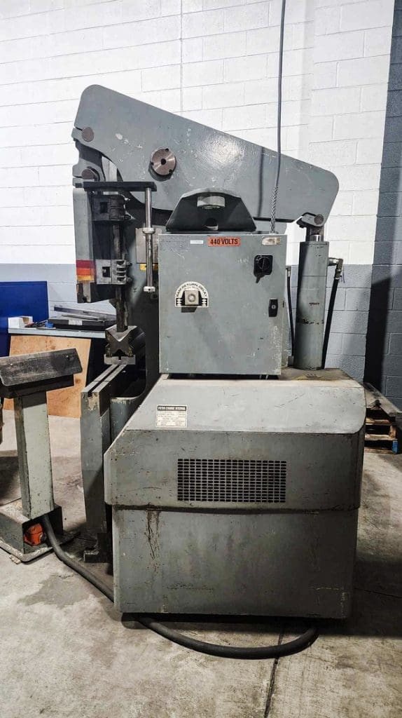 Used Accurpress 7606 Press Brake For Sale