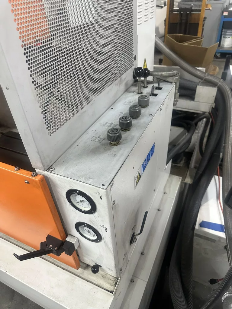 2009 AgieCharmilles Form 20 EDM Machine, photo 3 of 7
