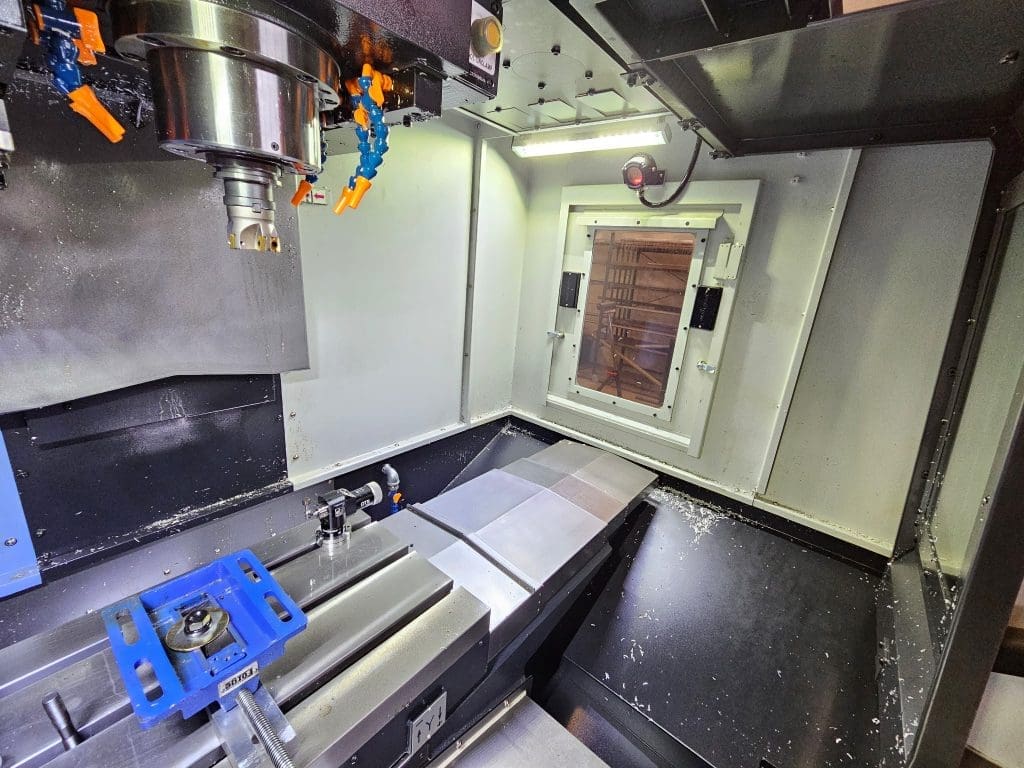 Used Doosan SVM 4100 CNC Vertical Machining Center For Sale