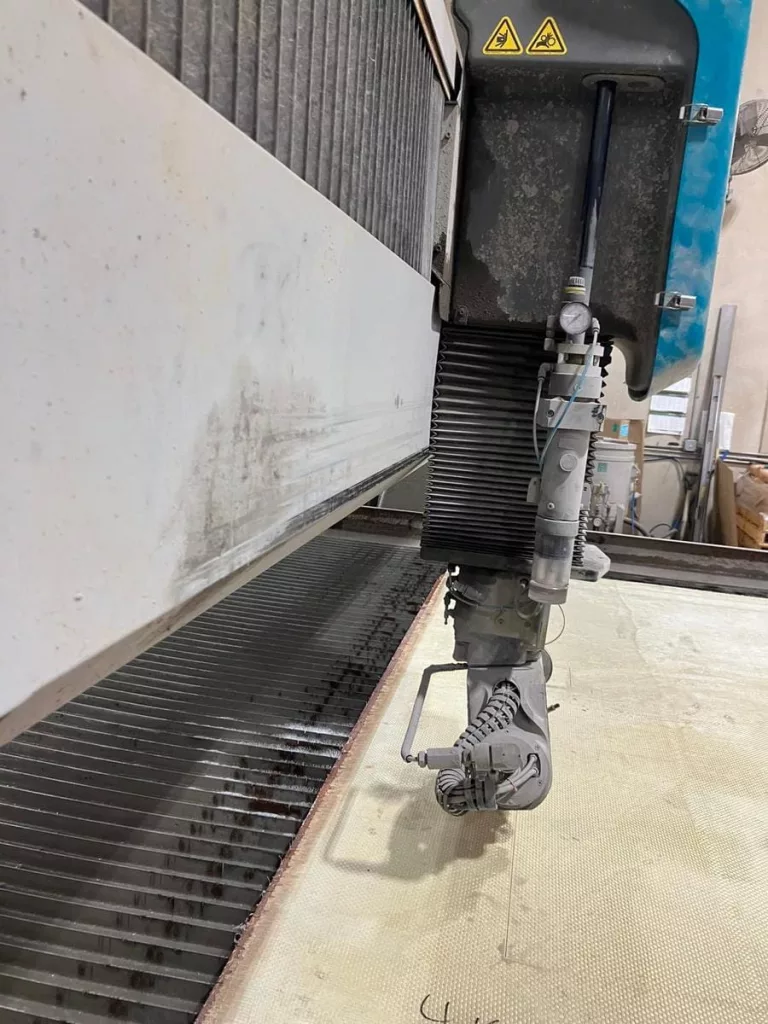 Used Flow Mach 4 3030c XD CNC Waterjet For Sale