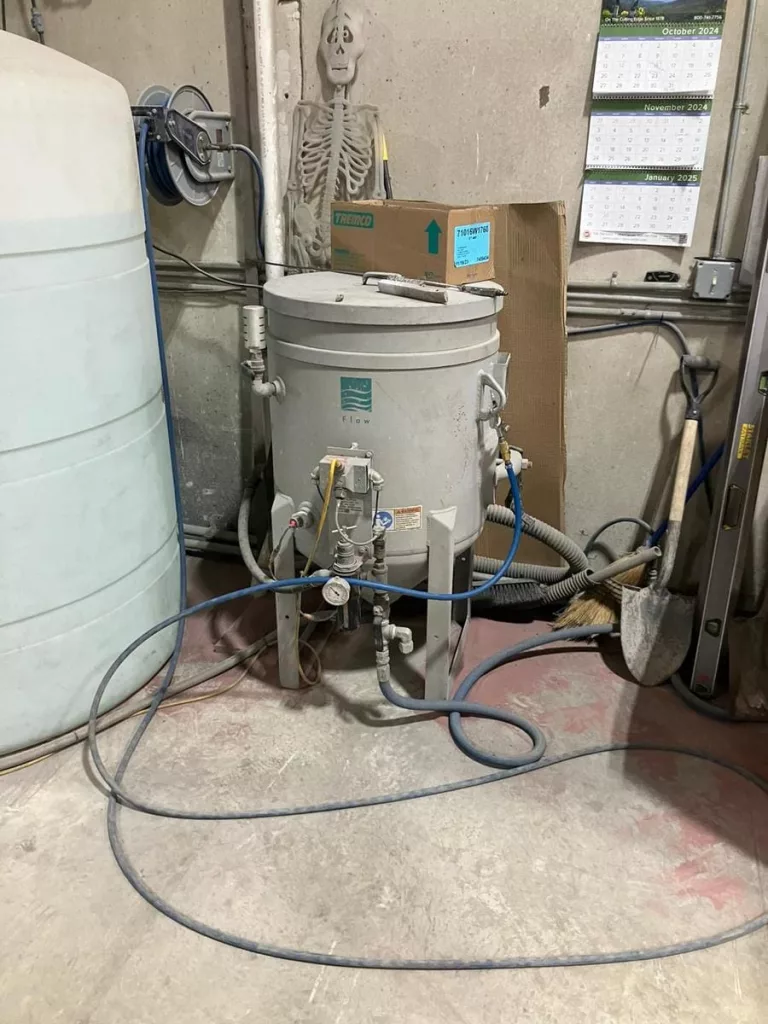 Used Flow Mach 4 3030c XD CNC Waterjet For Sale