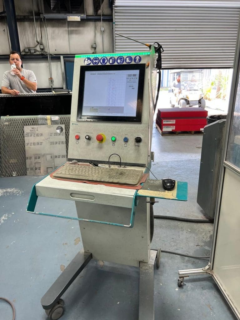 Used Flow Mach 500 3020 CNC Waterjet For Sale