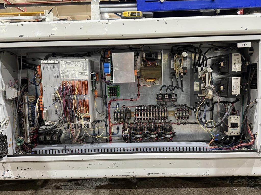 Used Van Dorn 300HT-1920 Injection Molding Machine For Sale
