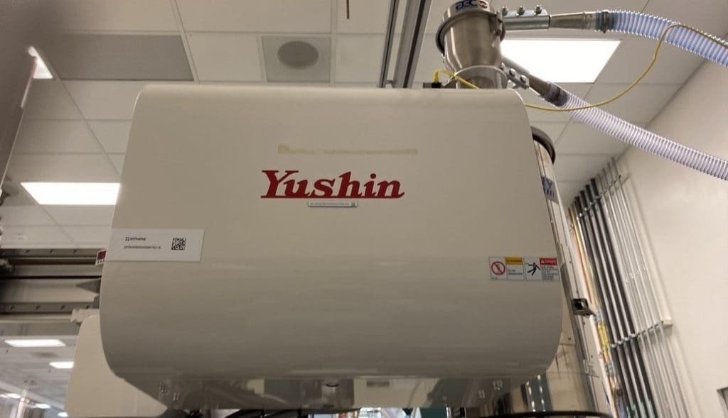Yushin YCII-150S-15-95 Plastic Robot For Sale