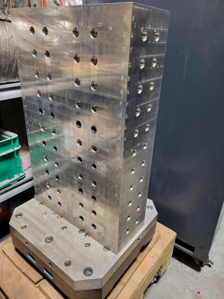 Used Makino a55E CNC Horizontal Machining Center For Sale