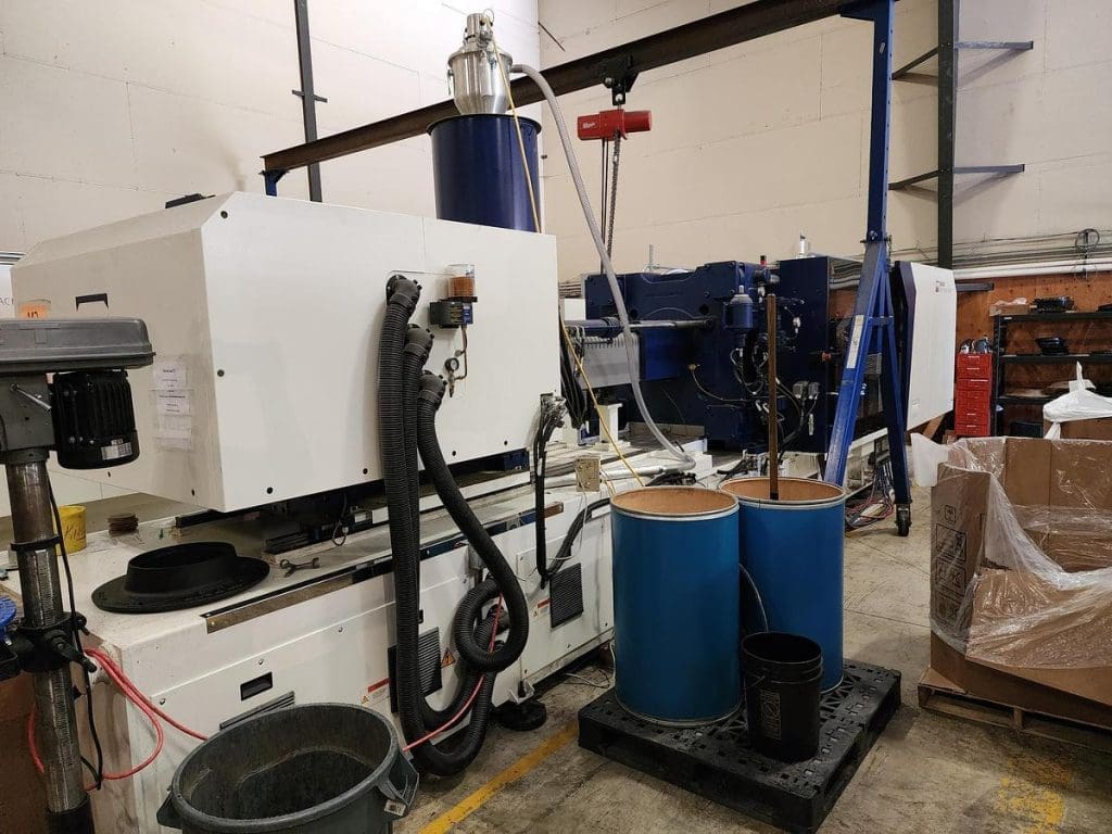Used Haitian ZEIII 4500/3350 Injection Molding Machine for Sale