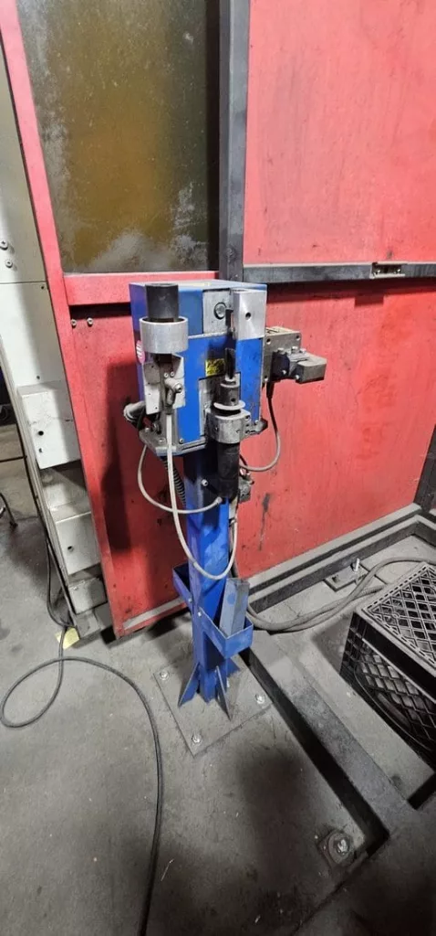 2004 ABB IRB 1400 Robotic Welding, photo 10 of 10