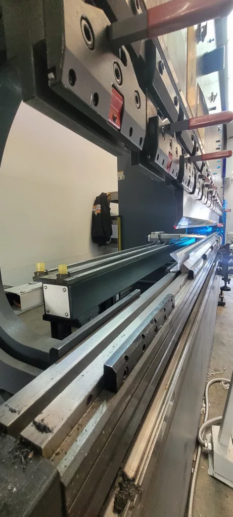 2023 Accurl Genius Pro B32135 Press Brake, photo 5 of 13