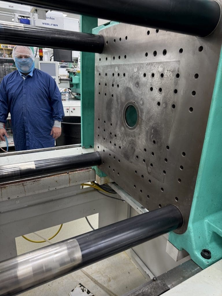 Used Arburg 570 A 1600-400 Injection Molding Machine for Sale
