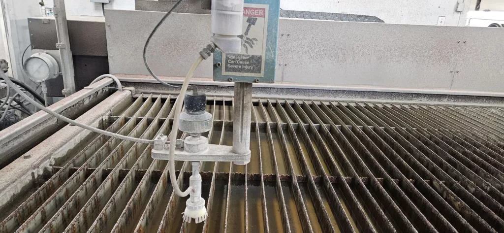 2013 Flow Mach 2 2031b Waterjet, photo 3 of 7