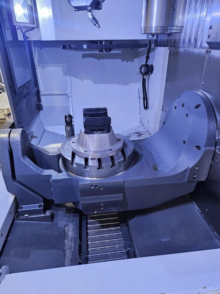 Used Haas UMC-500 CNC Vertical Machining Center For Sale