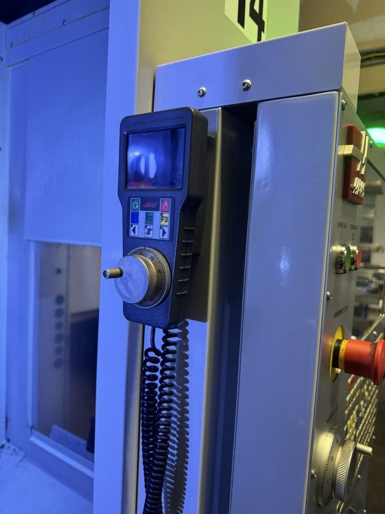 Used Haas UMC-500SS CNC Vertical Machining Center For Sale