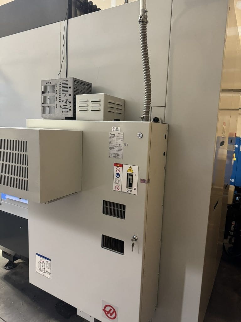 Used Haas UMC-500SS CNC Vertical Machining Center For Sale