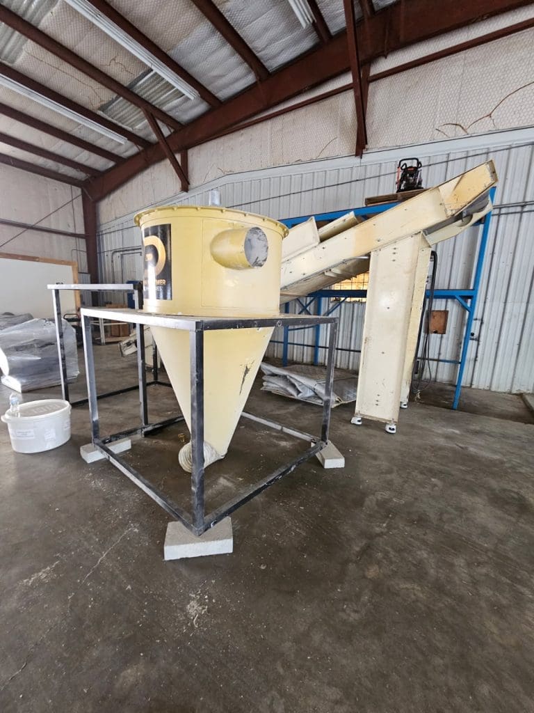 Used Horai Co. Ltd. 2N205-50120-75E Granulator For Sale