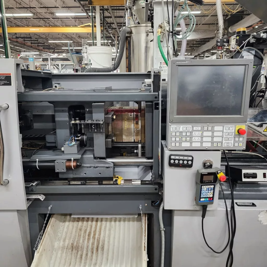 Used Toshiba EC85SXV50-2 Injection Molding Machine For Sale