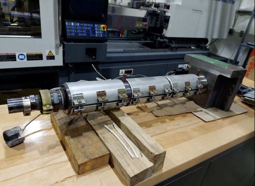 Used Toshiba Shibaura EC110SXIIIV70-U34 Injection Molding Machine For Sale