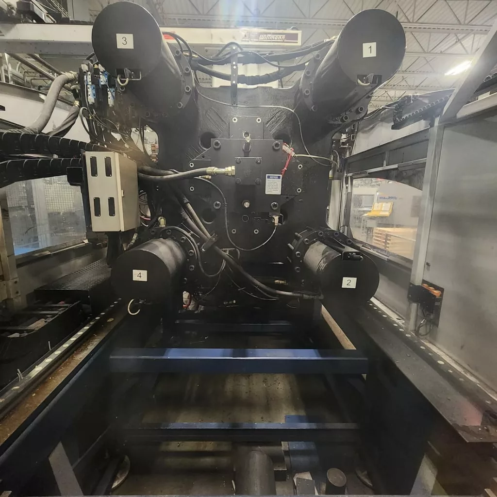 Used Demag Caliber 500/4300 Injection Molding Machine For Sale