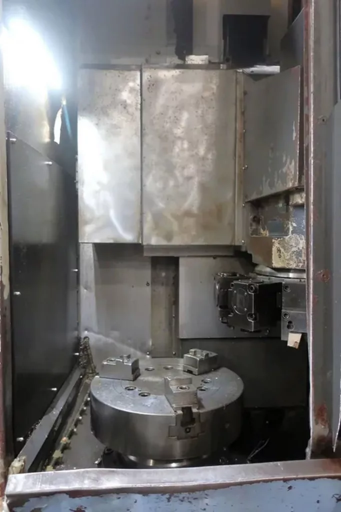 2012 Doosan Puma V400M CNC Vertical Turret Lathe, photo 5 of 12