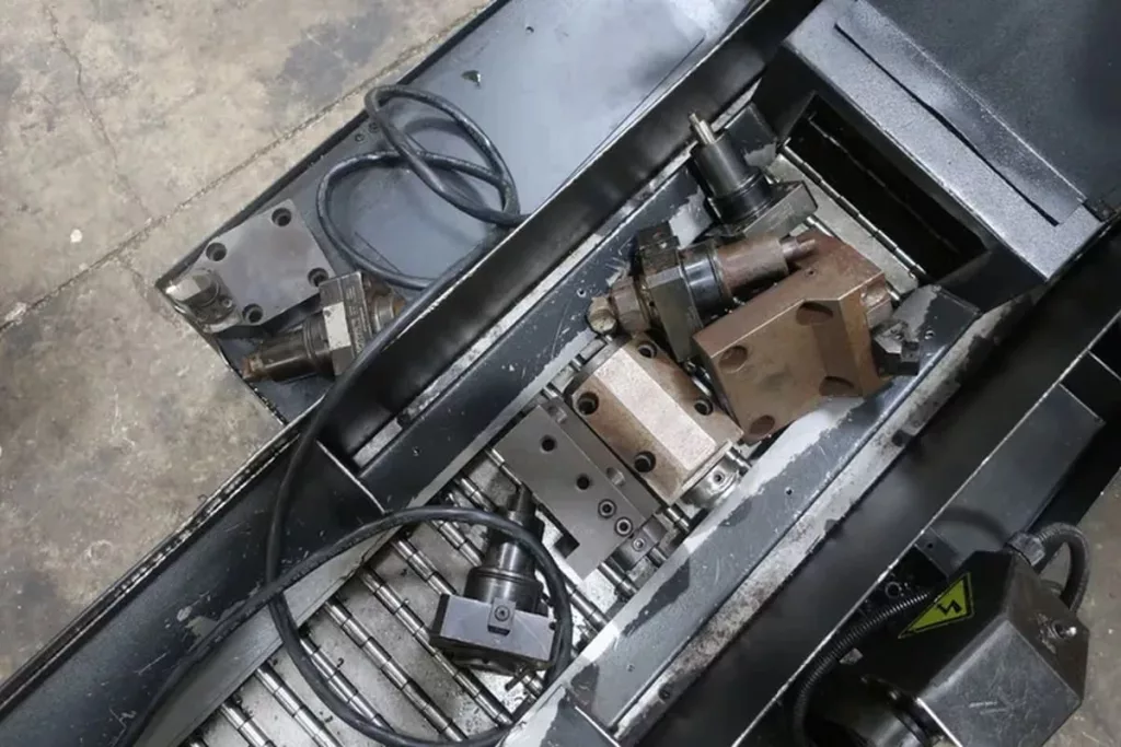 2012 Doosan Puma V400M CNC Vertical Turret Lathe, photo 11 of 12