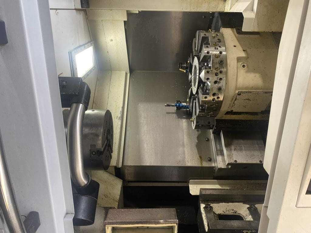 Used Okuma Genos L250e CNC Lathe For Sale