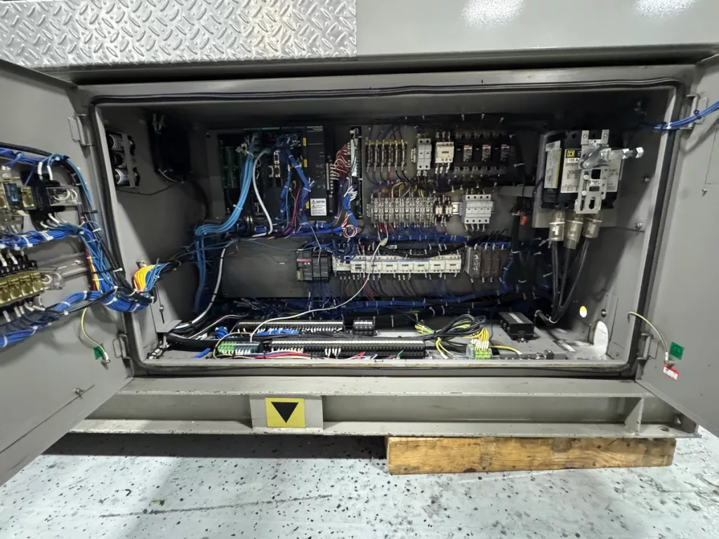2010 Toshiba EC45N II Injection Molding Machine, photo 4 of 9