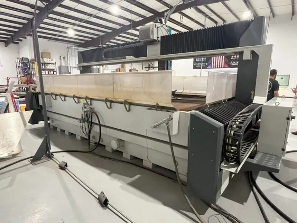 Used Flow Mach 500 4020 XD CNC Waterjet For Sale