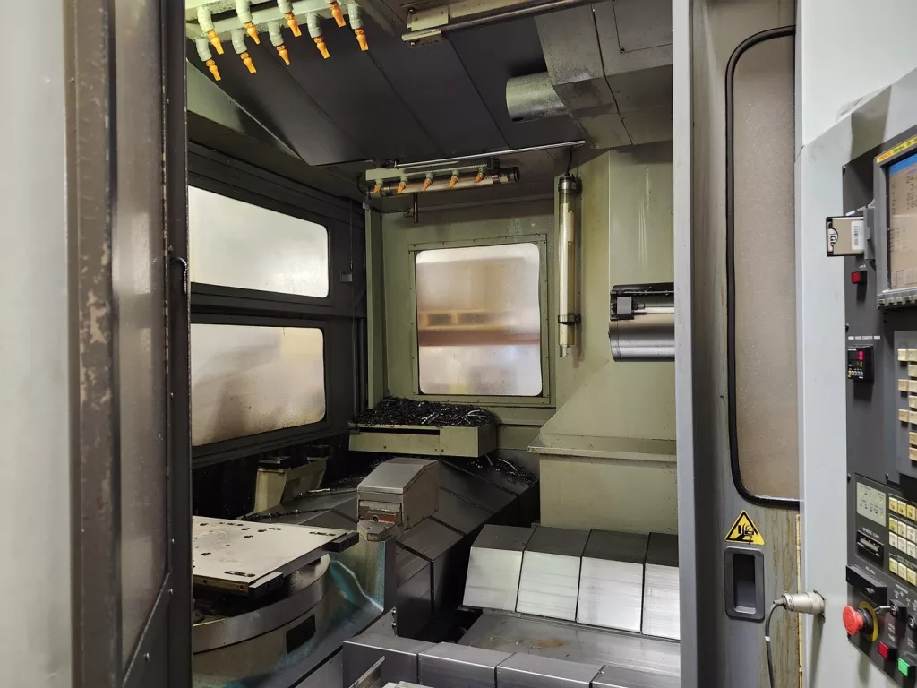 2011 Hyundai KH80G CNC Horizontal Machining Center, photo 9 of 18