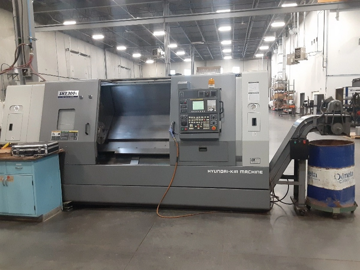 2009 Hyundai Kia SKT-300L 2009 Hyundai Kia SKT-300L