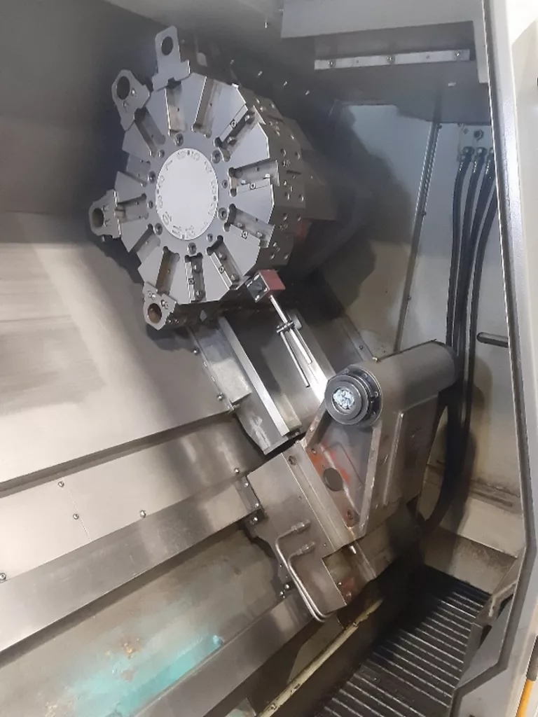 2009 Hyundai Kia SKT-300L CNC Lathe, photo 3 of 13