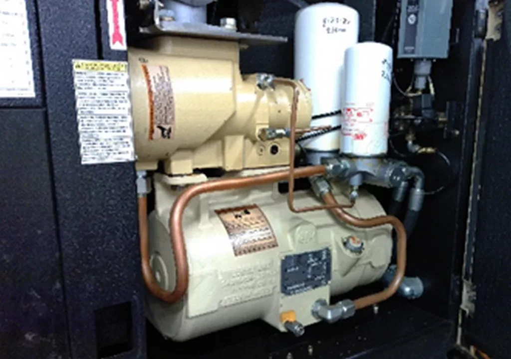 2008 Ingersoll Rand UP6-25-125 Compressor, photo 2 of 4
