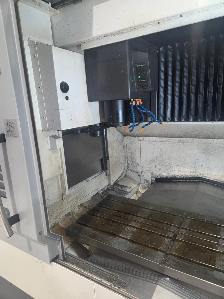 Used Okuma Genos M560V CNC Vertical Machining Center For Sale