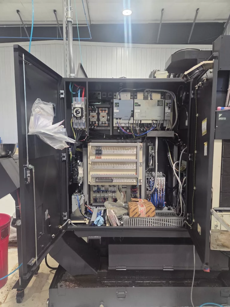 Used Okuma Genos M560V CNC Vertical Machining Center For Sale