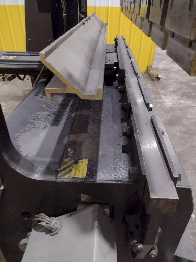 Used Amada RG-80 Press Brake For Sale