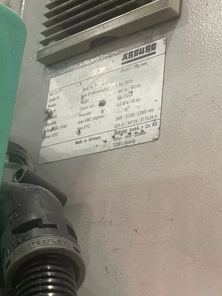 Used Arburg 630S 2500-400/170 Injection Molding Machine For Sale