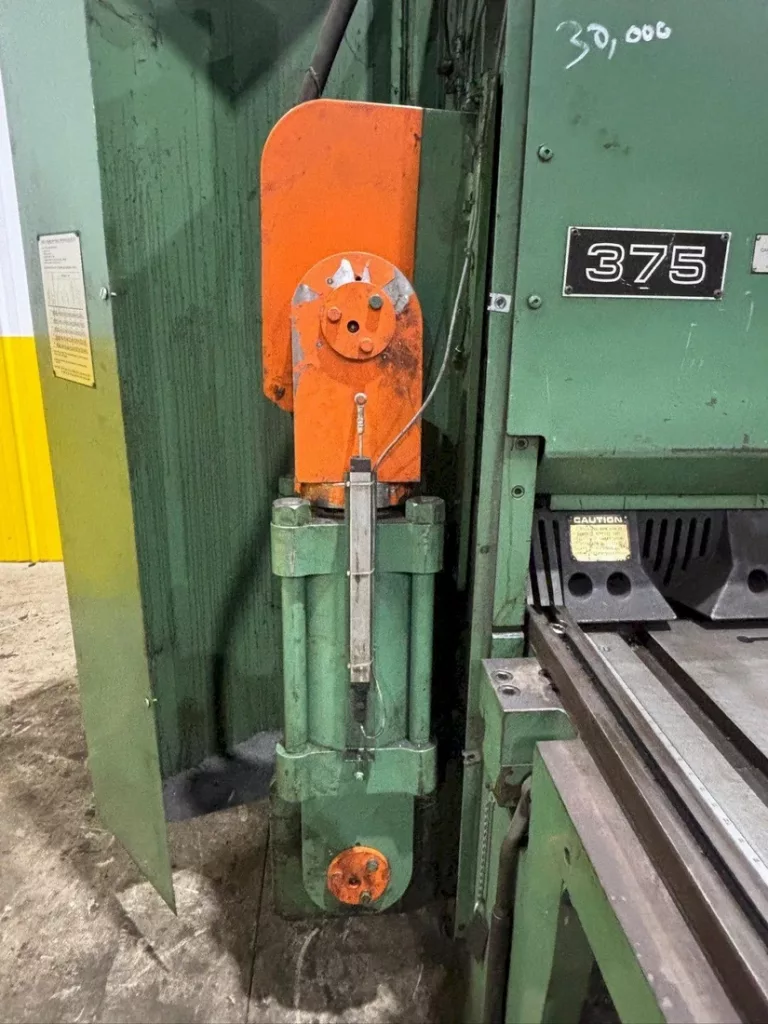 1998 Cincinnati 375HSx14 Shear, photo 11 of 18