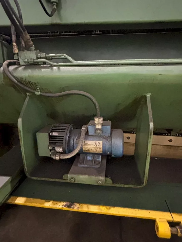 1998 Cincinnati 375HSx14 Shear, photo 14 of 18