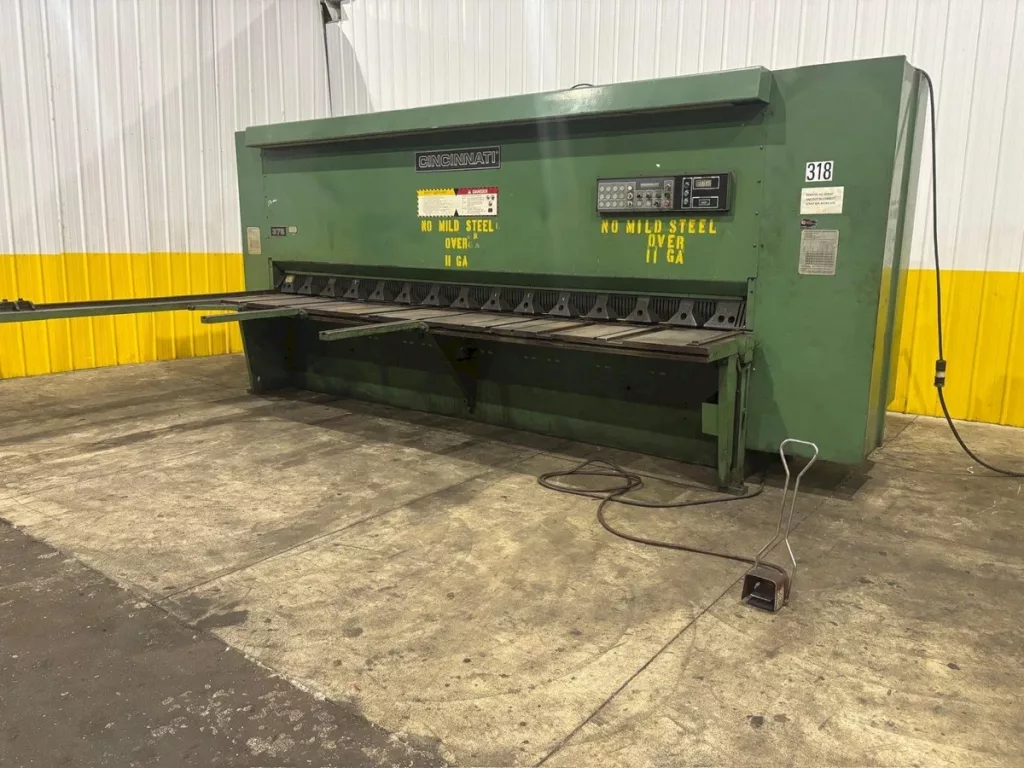 1998 Cincinnati 375HSx14 Shear, photo 2 of 18