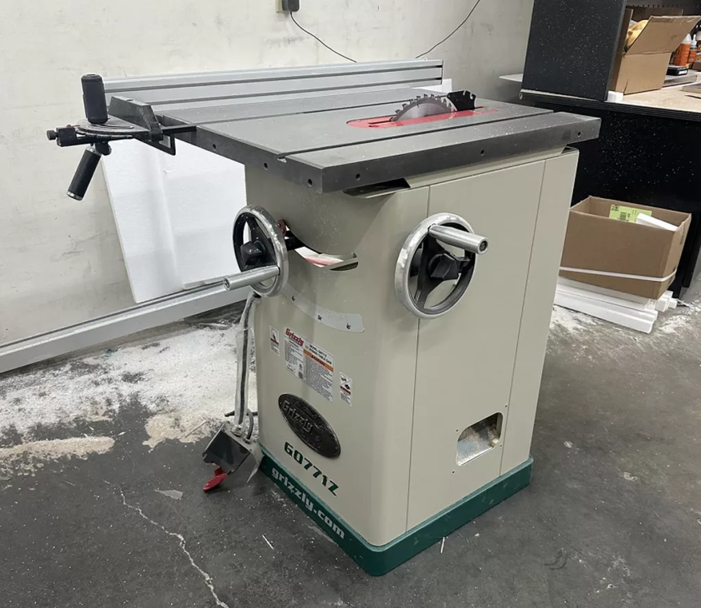 2025 Grizzly G0771Z