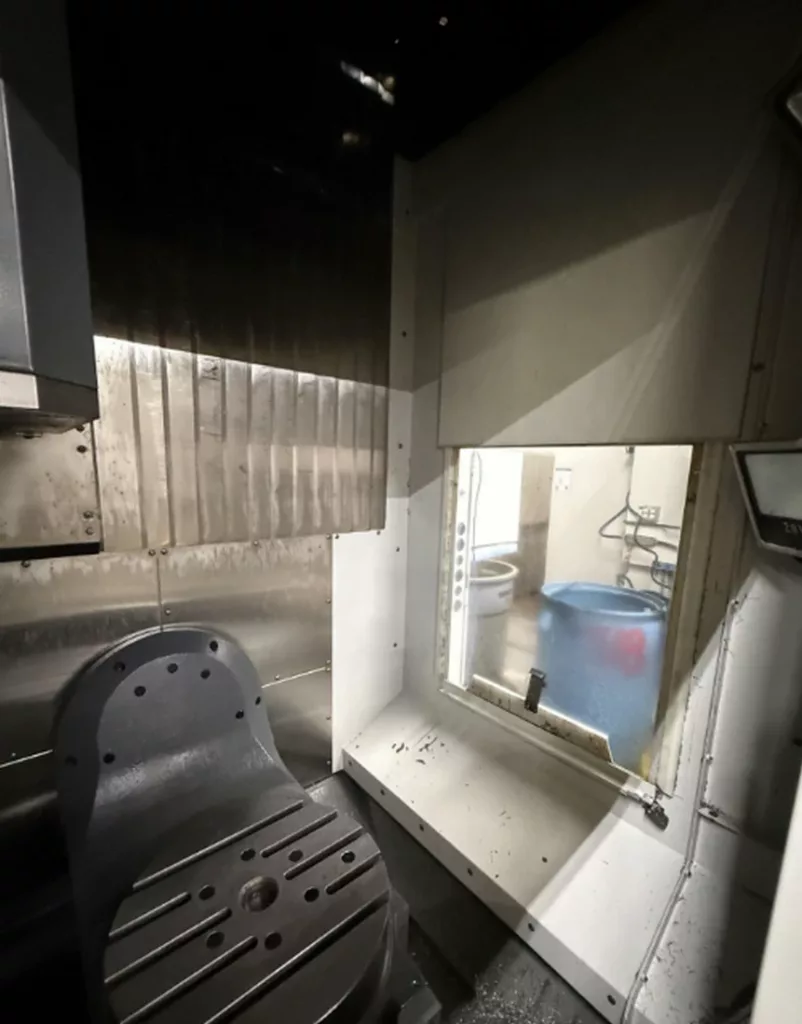 2020 Haas UMC-500 CNC Vertical Machining Center, photo 6 of 26
