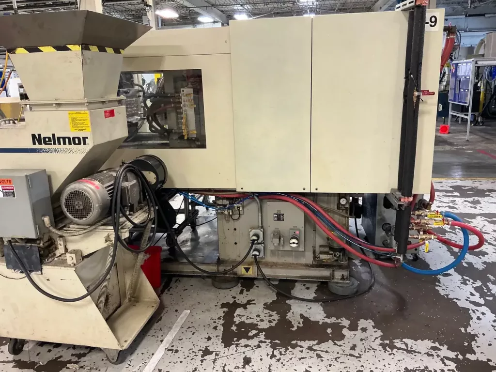 Used Toshiba EC180NIIV30-4 Injection Molding Machine For Sale