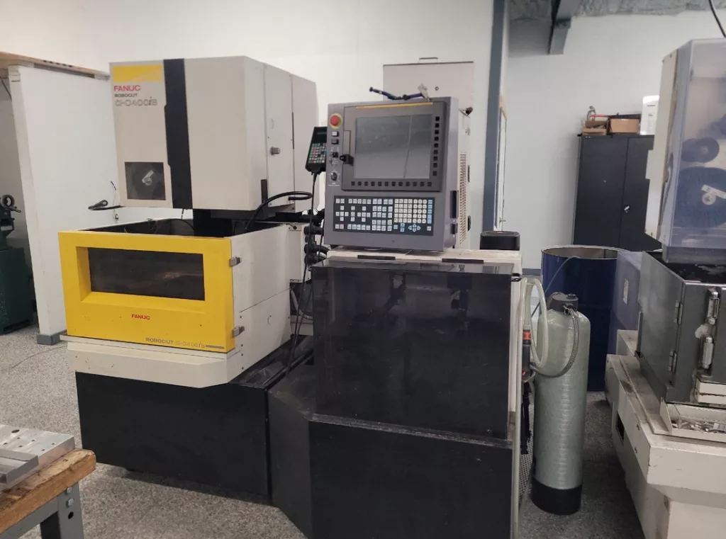 2019 Fanuc Robocut a-C400iB