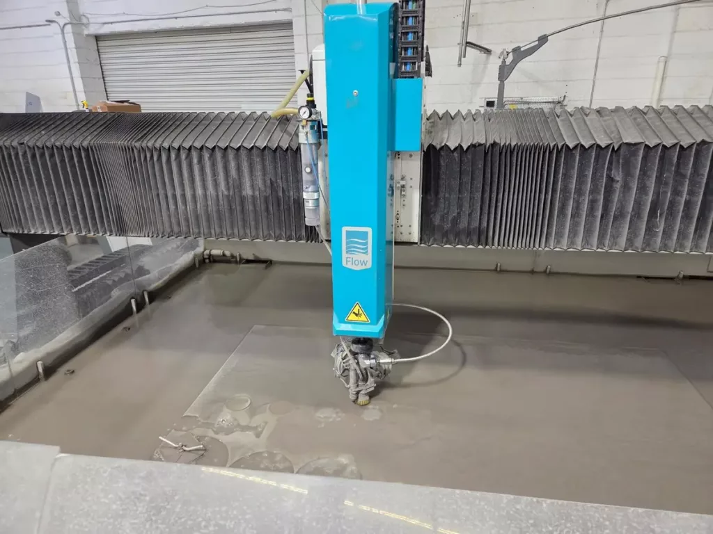 Used Flow Mach 500 3020 DWJ CNC Waterjet For Sale