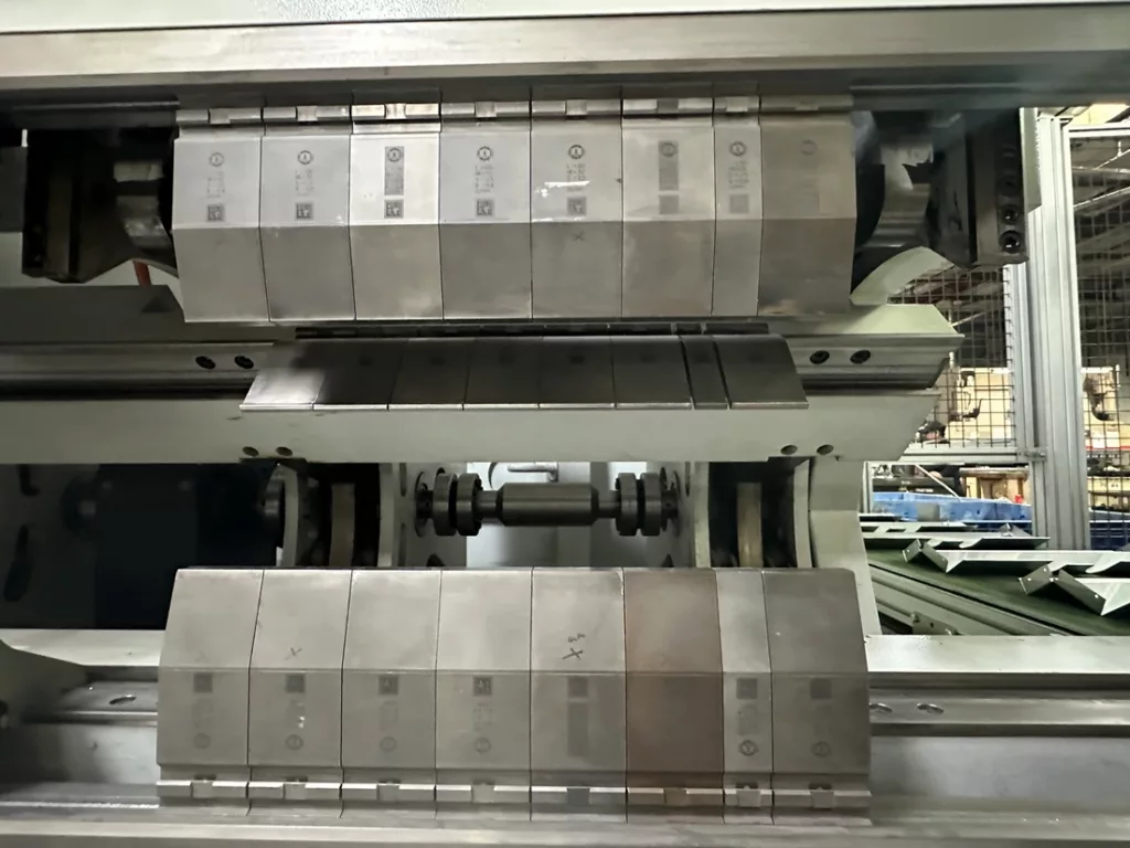 2014 RAS MiniBend Center 79.05 Folding Machinery, photo 8 of 23