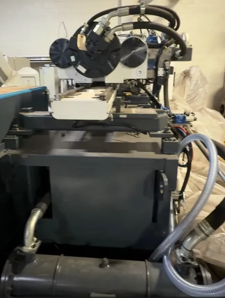Used Cincinnati Milacron Q-Series 315 Injection Molding Machine For Sale