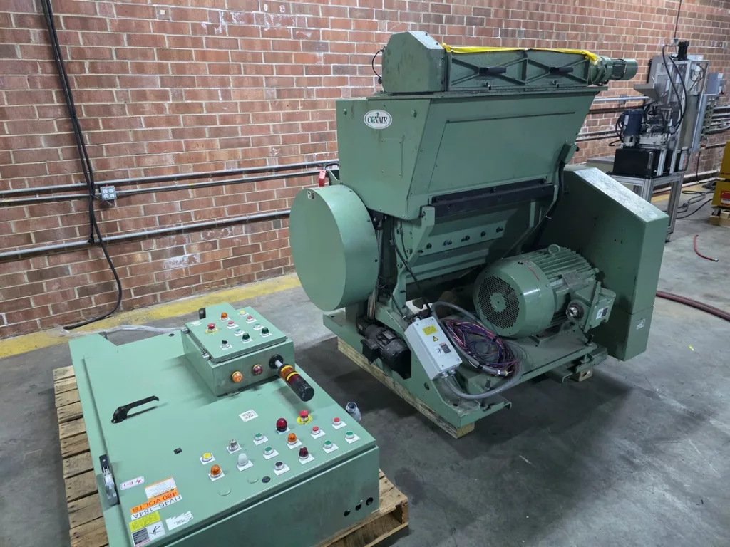 2019 Conair CW1836 Granulator, photo 2 of 7