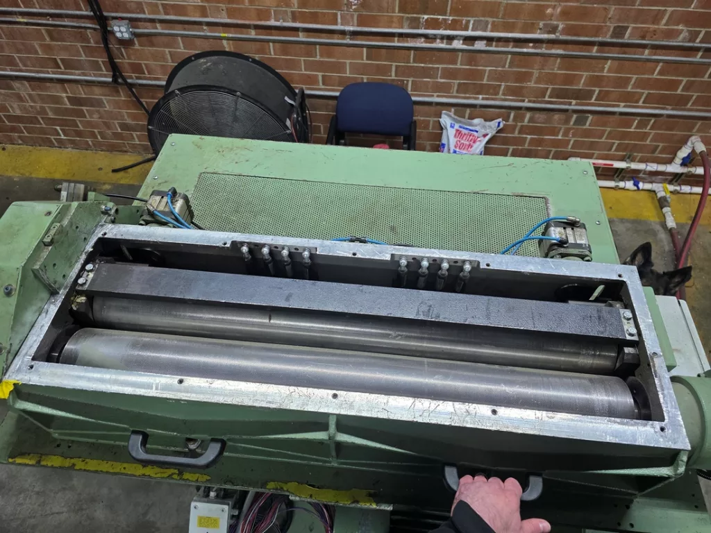 2019 Conair CW1836 Granulator, photo 3 of 7